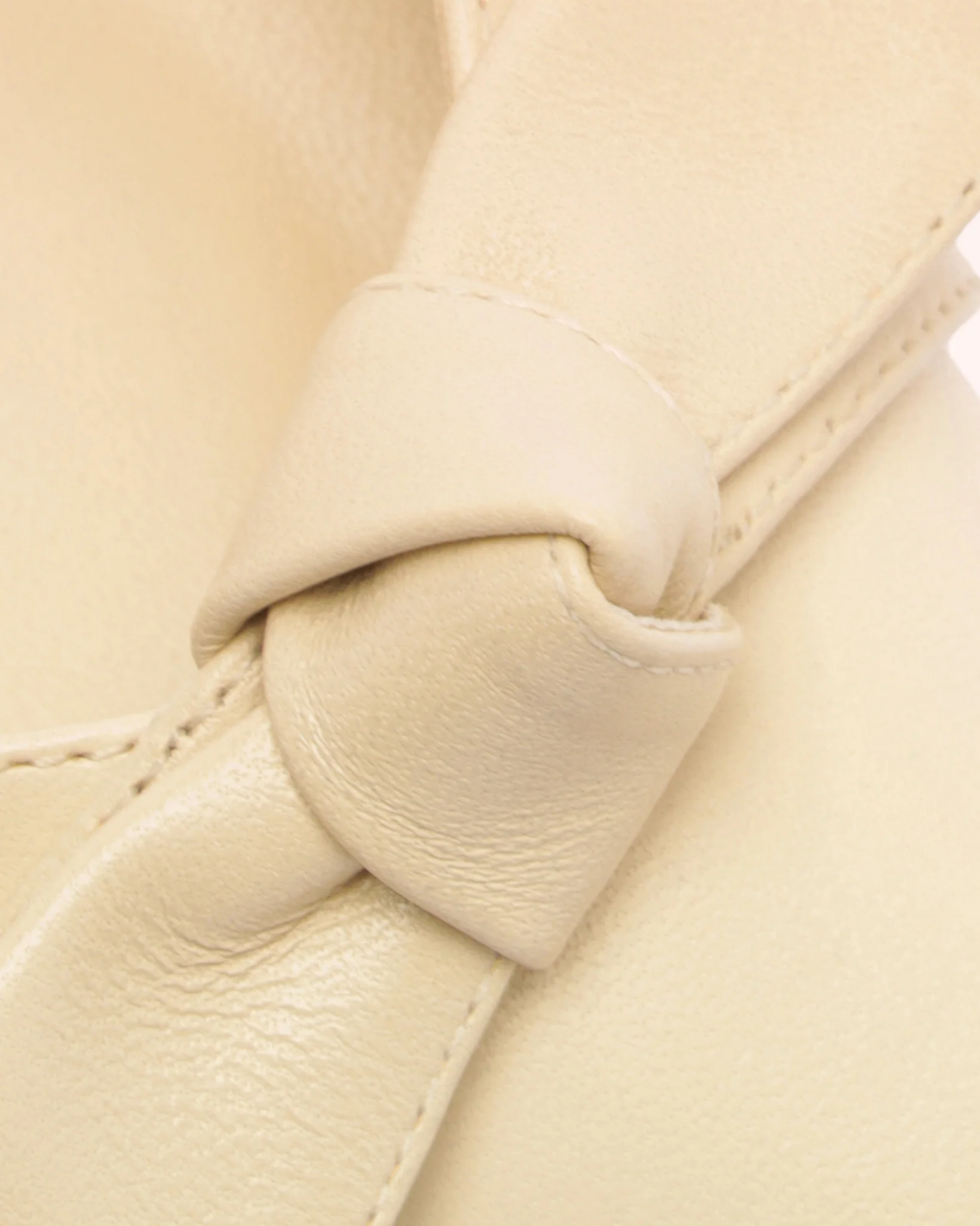 Clarita Arch 60 Eggshell - Image 6